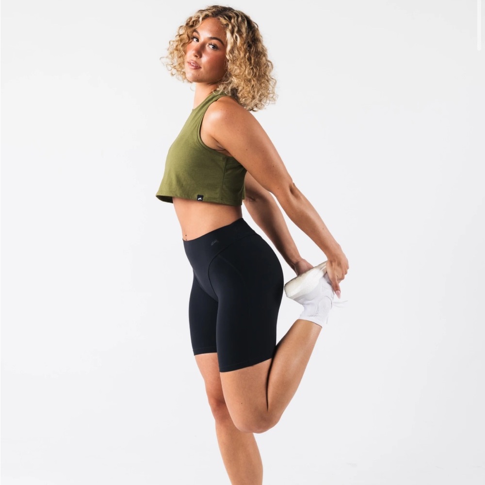 NWT ALPHALETE Womens OT Muscle Tank Workout Crop Shirt Green Sz SMALL